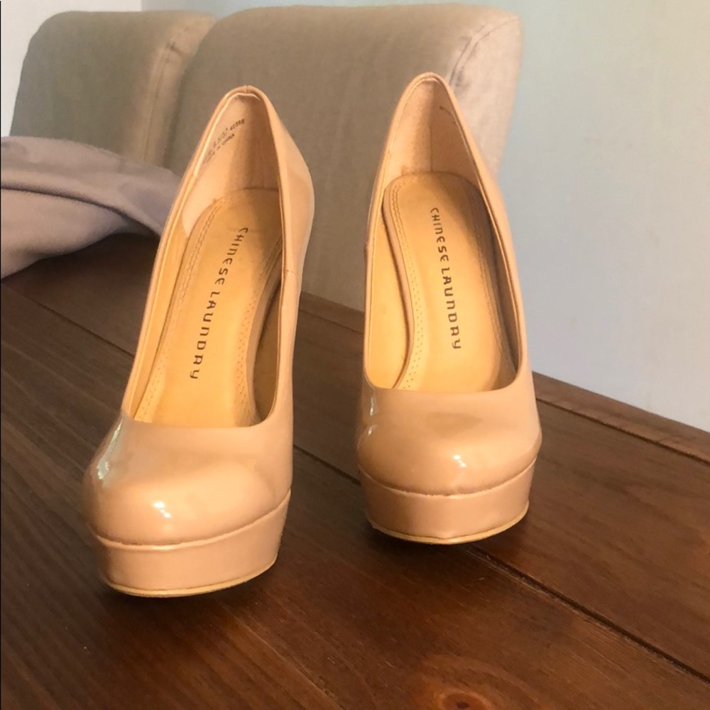 Heels nude